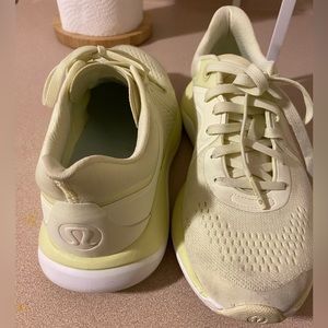 Lululemon Shoes Size 7